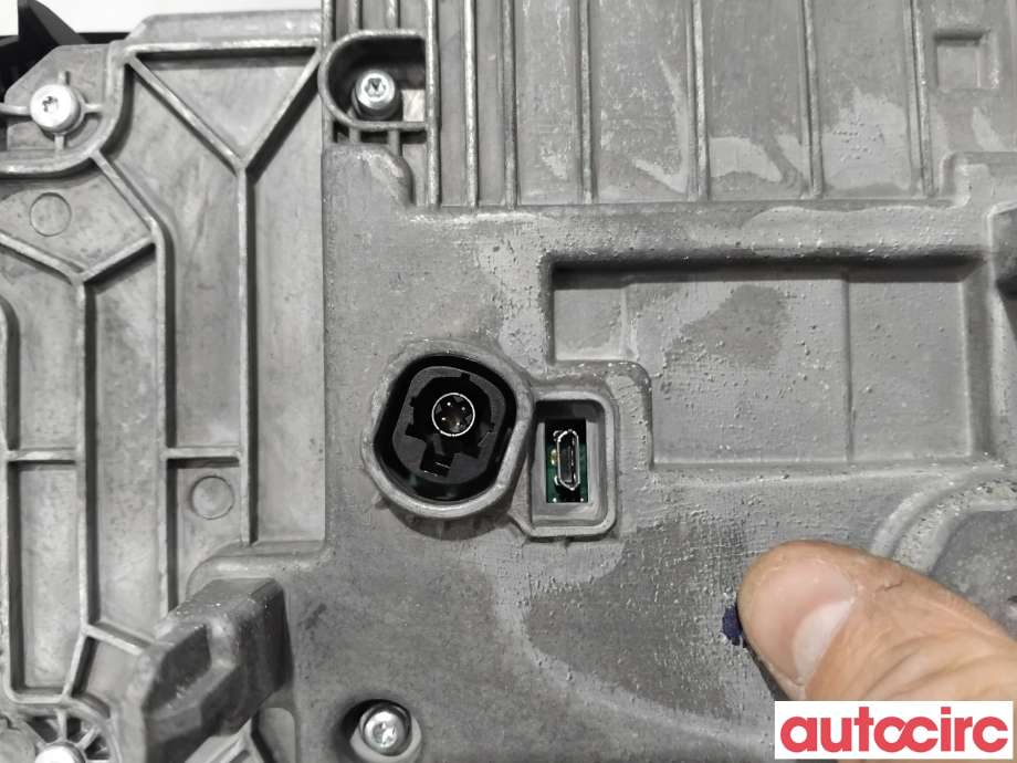 Instrumentpanel til Peugeot 208 2019-->> (Type II)  (PEUGEOT|9836680080|VPJPLF-14B115-PF|9848580480)
