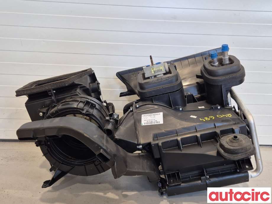 Diverse deler til Ford Transit Custom 2013-2023 (Type I)  (FORD|2223134|BK21-18D413-AC|)