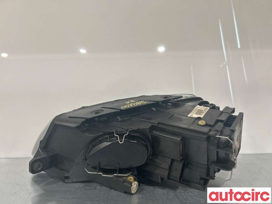 Frontlykt høyre halogen til VW Passat 2005-2010 (B6) (B6) (VOLKSWAGEN|3C0941754G)