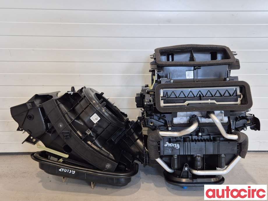 Diverse deler til Volvo V40 2012-2019 (VOLVO|31436306|)