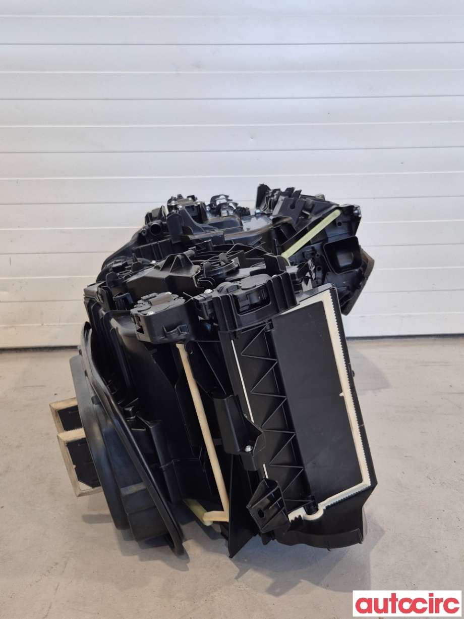 Diverse deler til Volvo V40 2012-2019 (VOLVO|31436306|)
