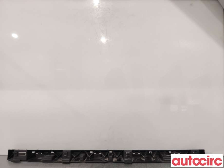 Kanalskjørt høyre til Volvo V60 / V60 CC 2018-->> (Type II)  (VOLVO|32262699|)