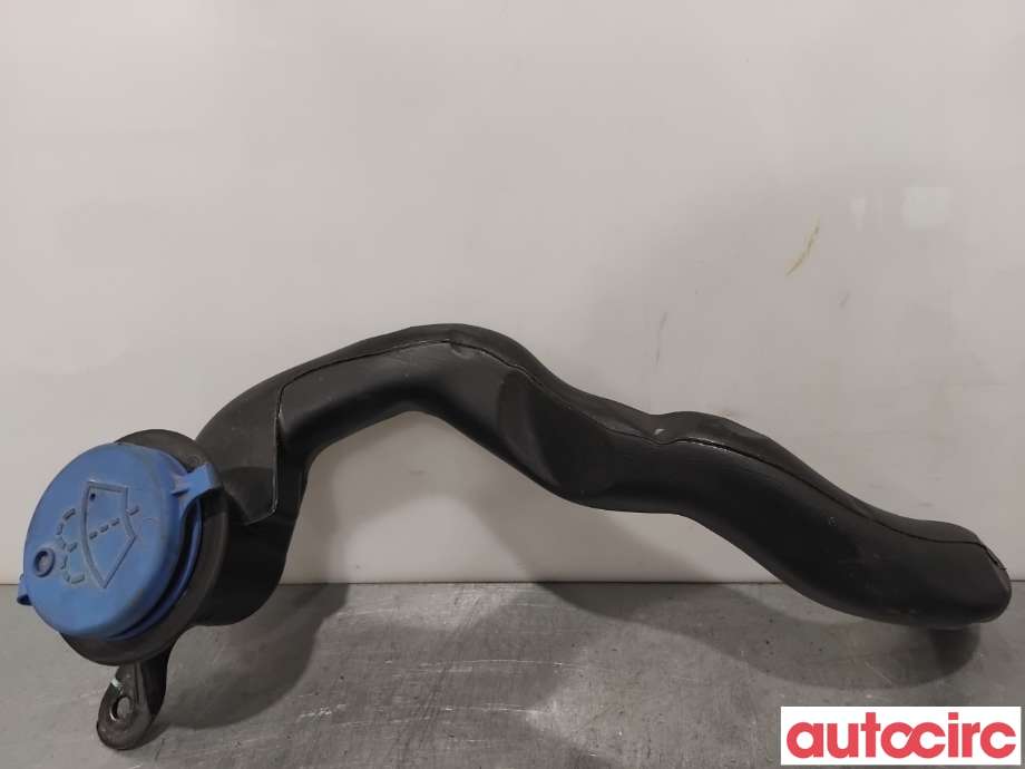 Diverse deler til Volvo V60 / V60 CC 2018-->> (Type II) (VOLVO|32342840||30747572)