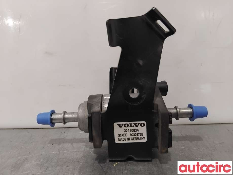 Diverse deler til Volvo V60 / V60 CC 2018-->> (Type II)  (VOLVO|32130834|)