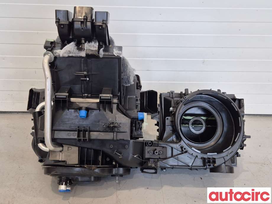 Diverse deler til Škoda Superb, 2015-->> (Type III) (SKODA|5Q1820007D)