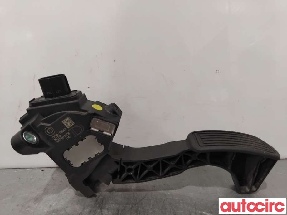 Pedal gass til Toyota RAV4 2016-2019 (Type IV, Fase 2)  (TOYOTA|781100W040||78110-0W040)