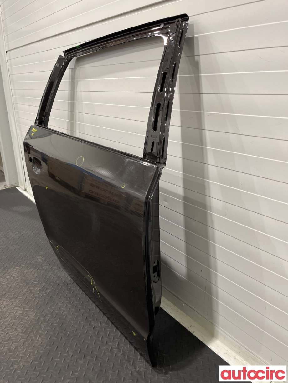 Dør høyre bak til Škoda Superb 2008-2015 (Type II) (SKODA|3T9833056)