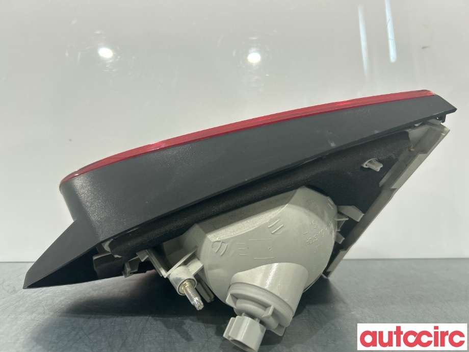 Baklykt venstre indre til Ford Kuga 2008-2012 (Type I)  (FORD|1545445)