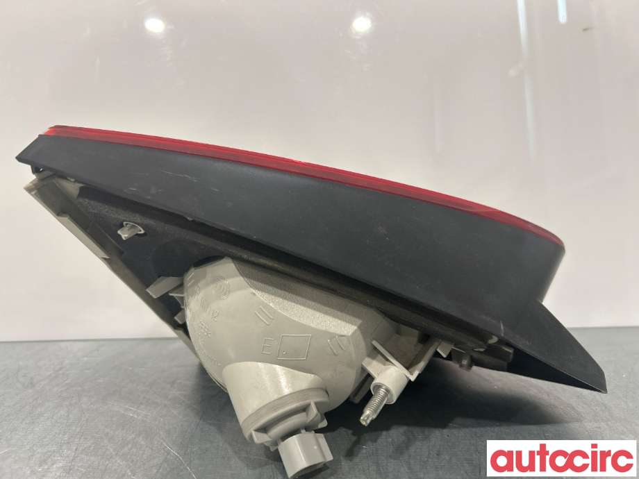 Baklykt høyre indre til Ford Kuga 2008-2012 (Type I)  (FORD|1545446)