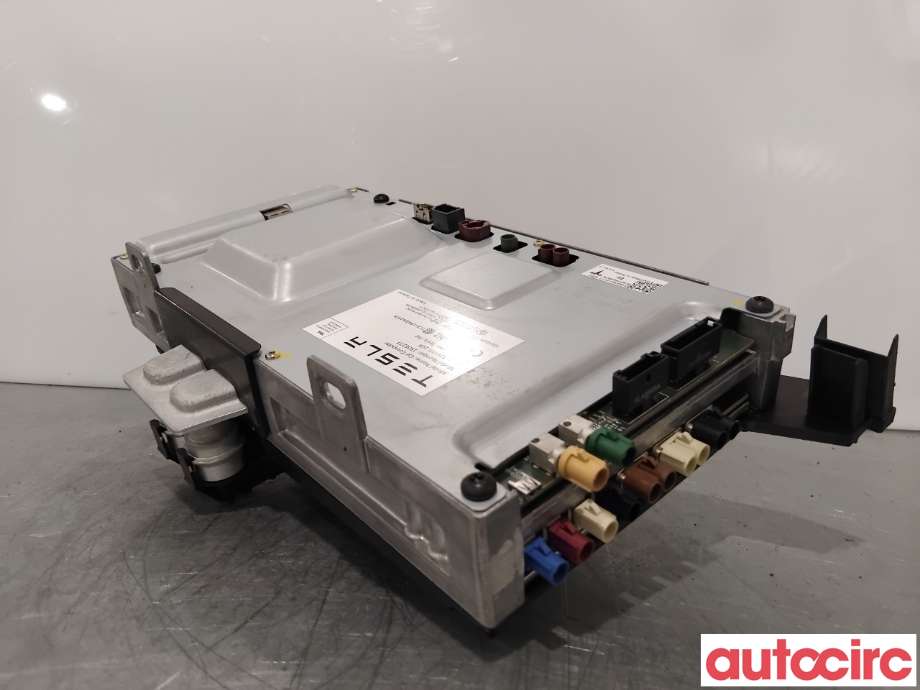 Styreenhet diverse til Tesla Model 3 2018-2023 (Fase 1)  (TESLA|1681271-S0-J|1506277|1566786-81-C)