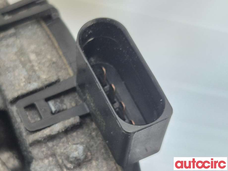 Viskermotor frontrute til Ford Kuga 2008-2012 (Type I)  (FORD|1709010|0390243067|8V41-17504-AD)