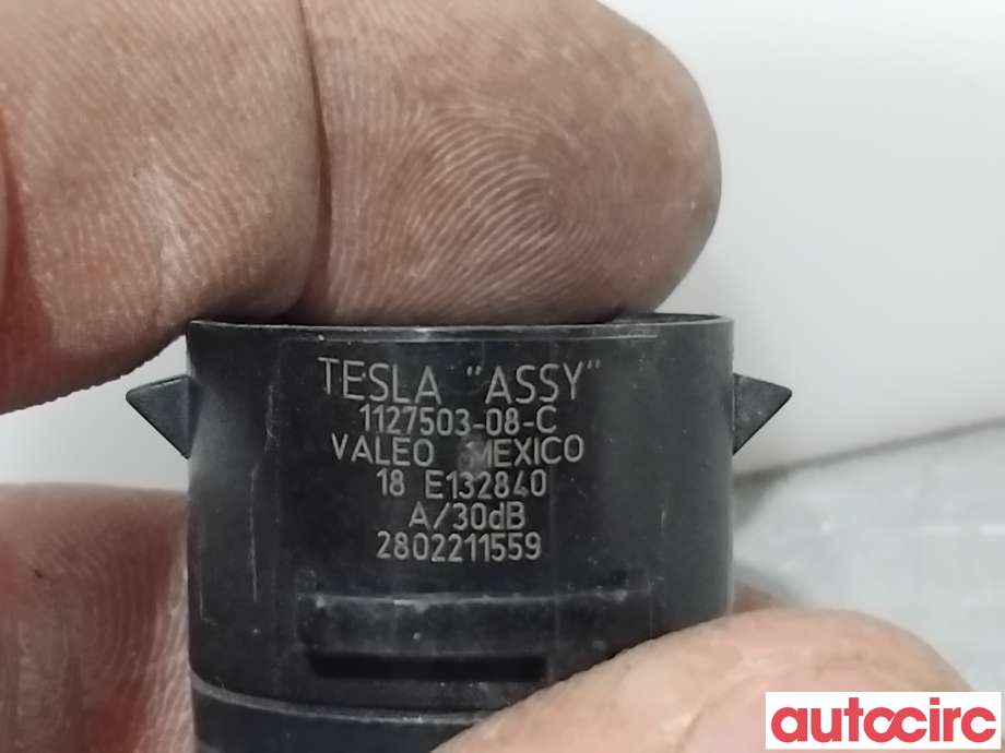 Parkeringssensor bak til Tesla Model 3 2018-2023 (Fase 1)  (TESLA|1127503-08-C|E132840)