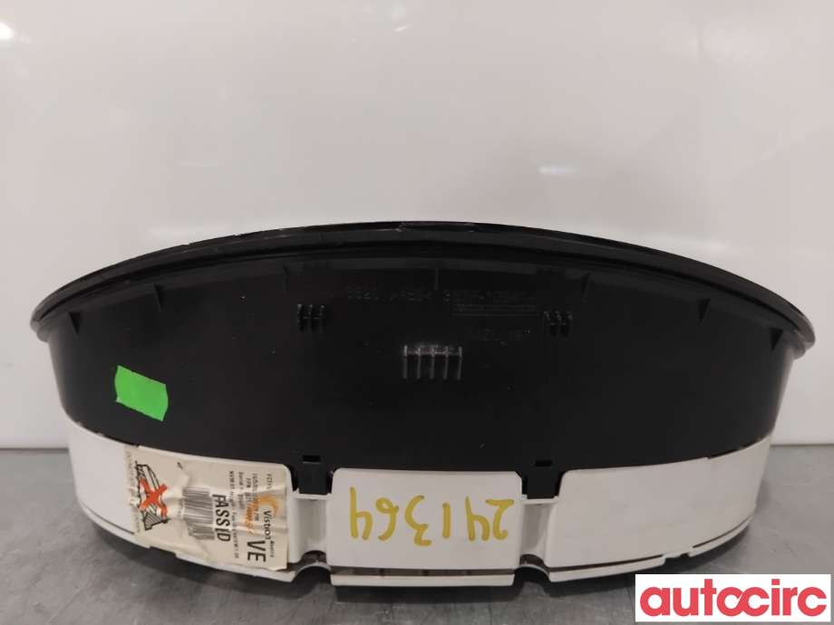 Instrumentpanel til Ford Mondeo 2001-2007 (Type III)  (FORD|1351764||3S7T-10849-VE)