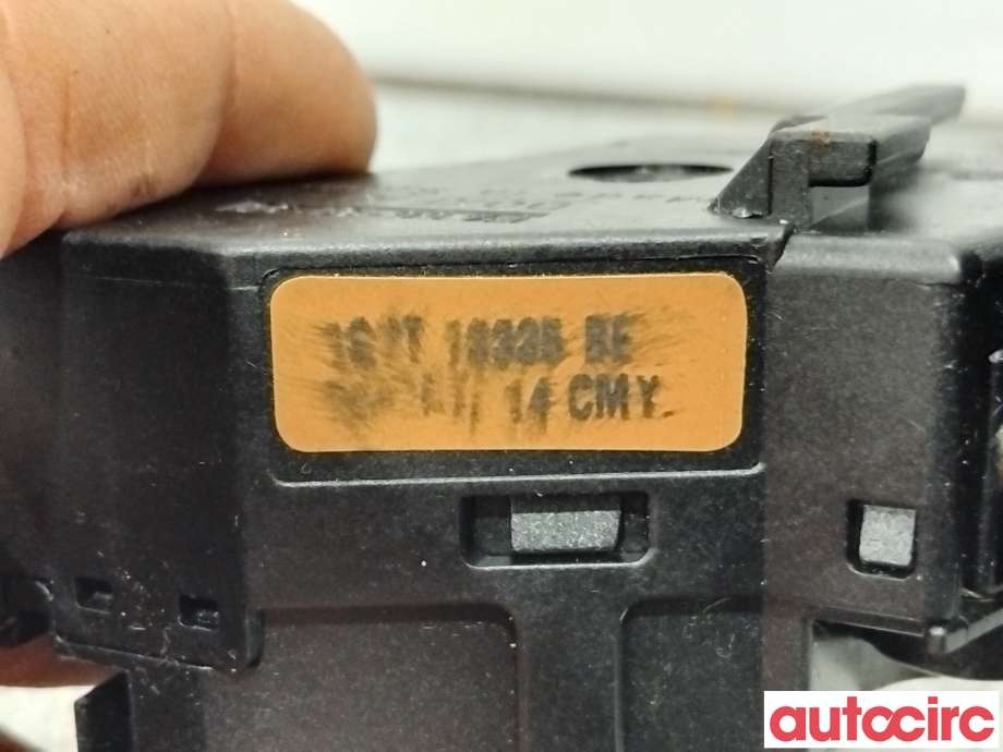 Bryter blink til Ford Mondeo 2001-2007 (Type III)  (FORD|1150716||1S7T13335BE)