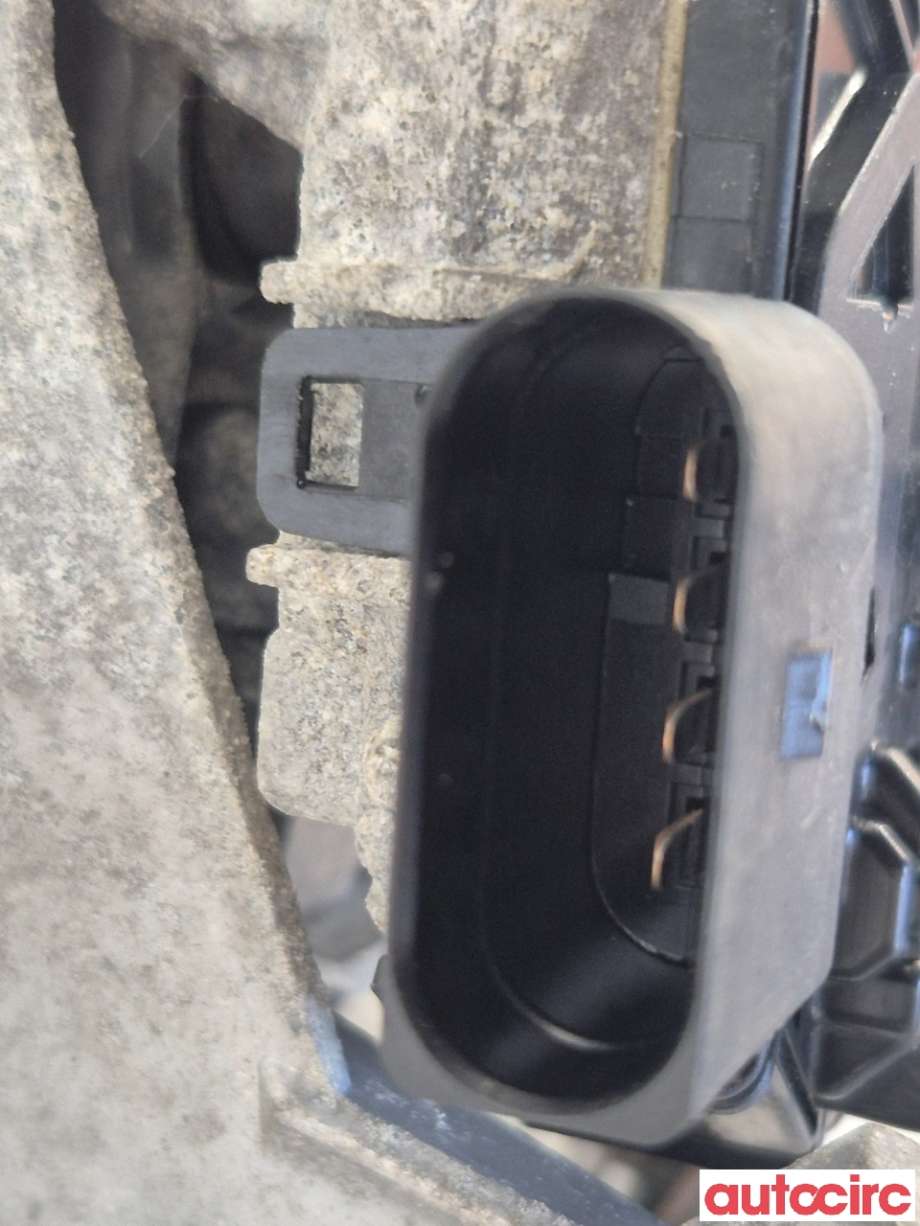 Viskermotor frontrute til Ford Kuga 2008-2012 (Type I)  (FORD|1709010|0390241696|8V41-17504-AC)