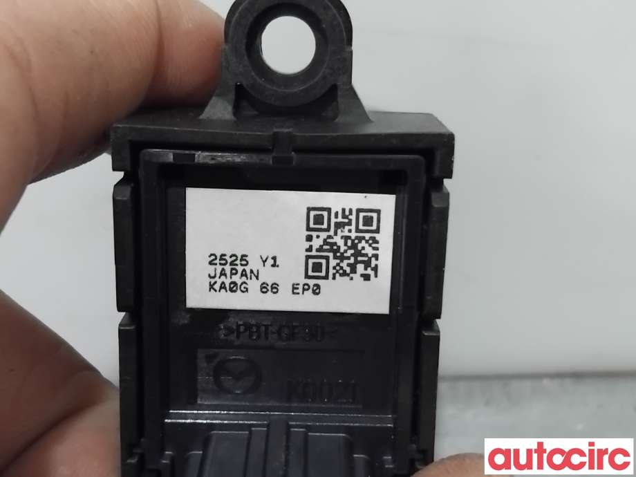 Bryter elektrisk håndbrekk/parkbrems til Mazda CX-5 2012-2017 (Type I)  (MAZDA|KAYG-66-EP0||KA0G66EP0)