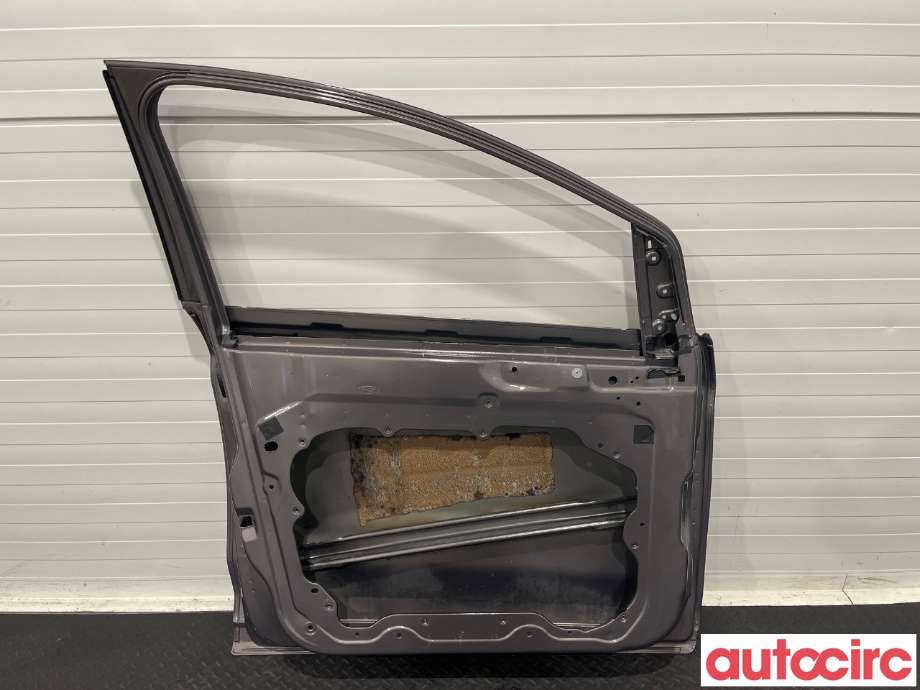 Dør venstre foran til Ford Kuga 2008-2012 (Type I)  (FORD|1712679|P8V41-S20125-AC)