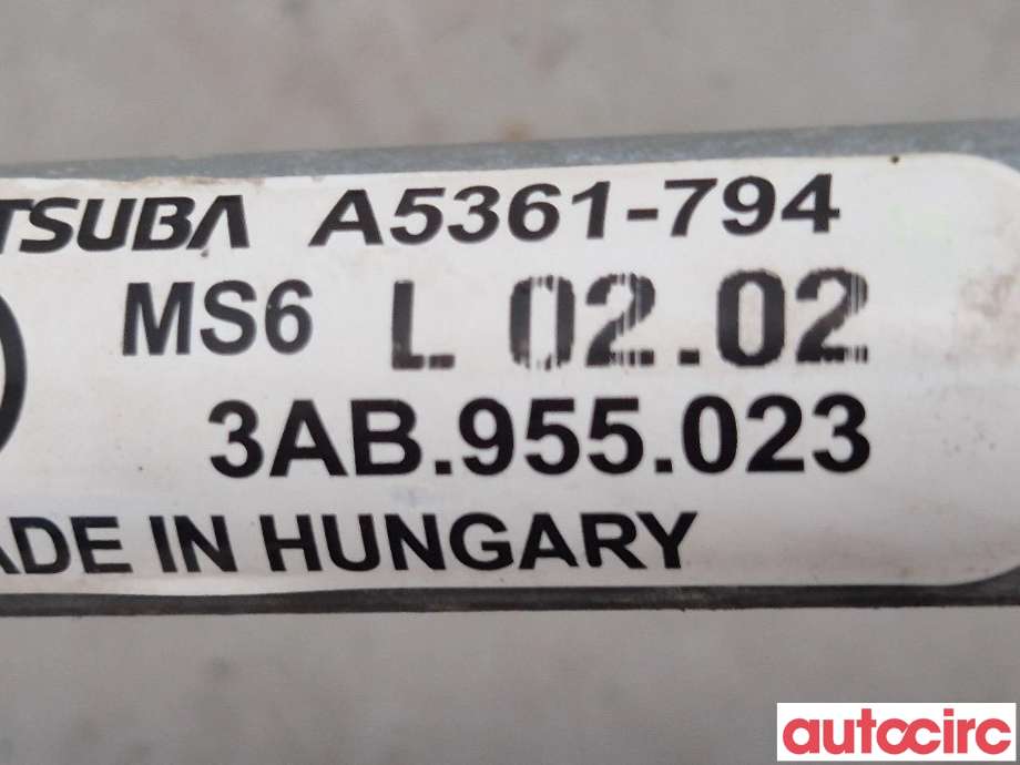 Viskermotor frontrute til VW Passat 2011-2015 (B7) (B7) (VOLKSWAGEN|3AB955023A|A5361-794|3AB955023)