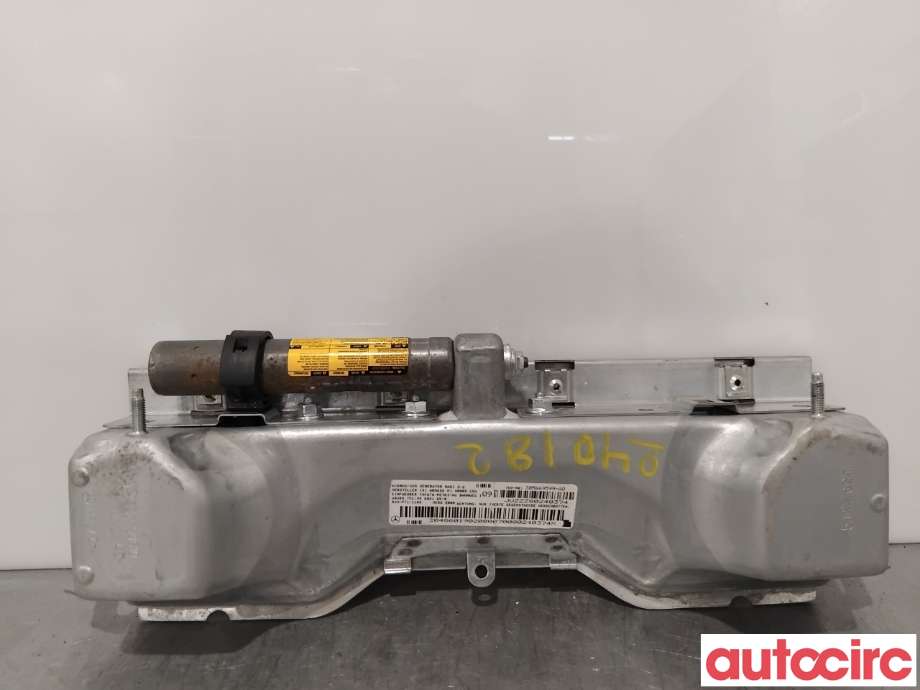 Airbag kne til Mercedes C-Klasse 2007-2011 (Fase 1) (W204) (W204) (MERCEDES|A2048601902|305669599-AQ|2048601902)