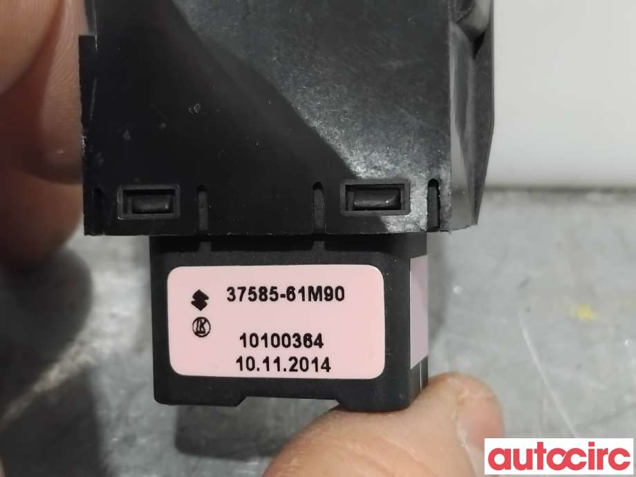 Bryter Antispinn til Suzuki Vitara 2015-->> (Type IV)  (SUZUKI|37585-61M90|)