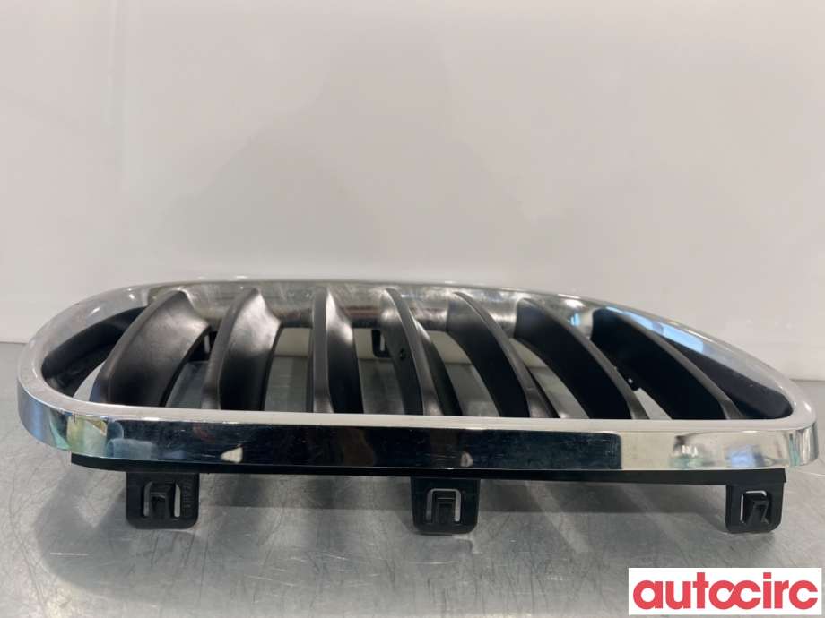 Grill høyre til BMW X3 2007-2010 (Fase 2) (E83) (E83) (BMW|51113420088||5111-3420088)
