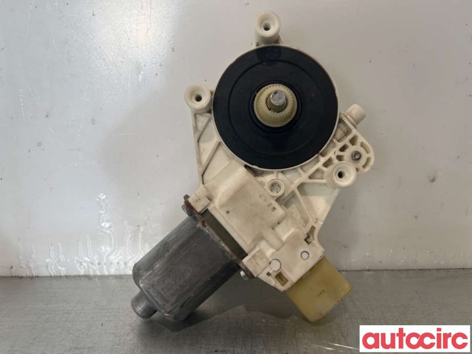 Ruteheis høyre foran til BMW X1 2009-2015 (E84) (E84) (BMW|67626927028|0130822227|6927028)