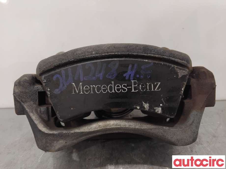 Bremsecaliper høyre foran til Mercedes CLA 2013-2019 (C117) (C117) (MERCEDES|A0004217481|)