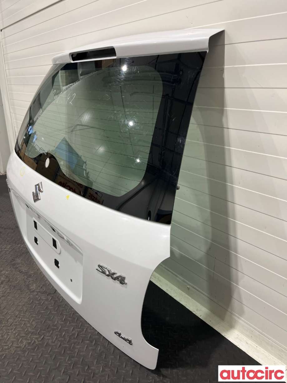 Bakluke combi til Suzuki SX4 2009-2013 (Type I, Fase 2)  (SUZUKI|69100-79J00)
