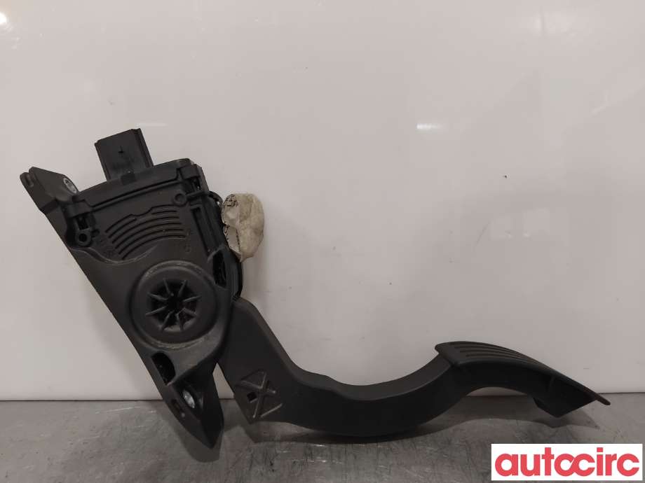 Pedal gass til Ford Focus 2011-2014 (Type III, Fase 1)  (FORD|1710214|6PV010368-30|BV61-9F836-AB)