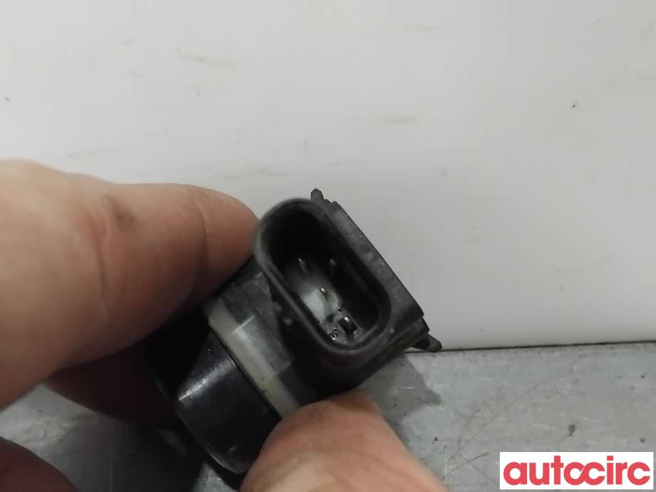 Parkeringssensor foran til Ford Focus 2011-2014 (Type III, Fase 1)  (FORD|1716814|607100|AM5T-15C868-AAW)