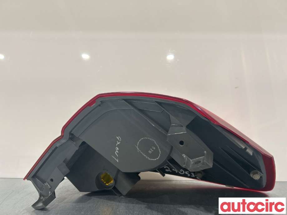 Baklykt venstre til Subaru Outback 2003-2007 (Type III, Fase 1)  (SUBARU|84912AG130)