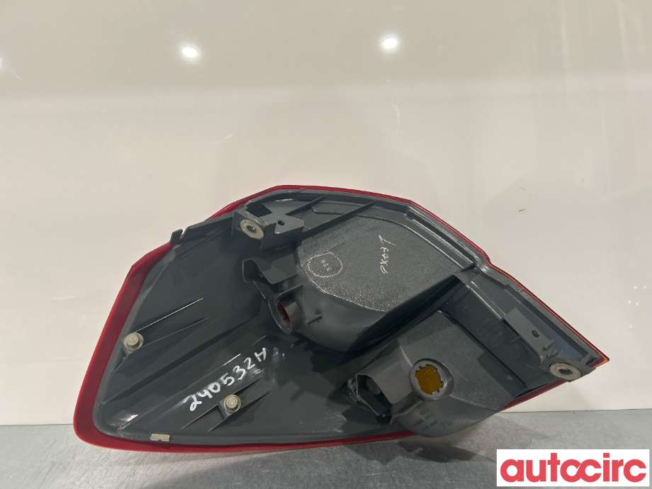 Baklykt høyre til Subaru Outback 2003-2007 (Type III, Fase 1)  (SUBARU|84912AG120)