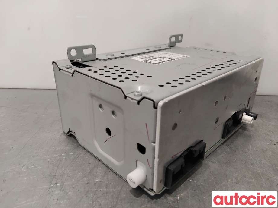 Bilstereo navigasjon til Ford Focus 2011-2014 (Type III, Fase 1)  (FORD|2277319||BM5T-18C815-GF)