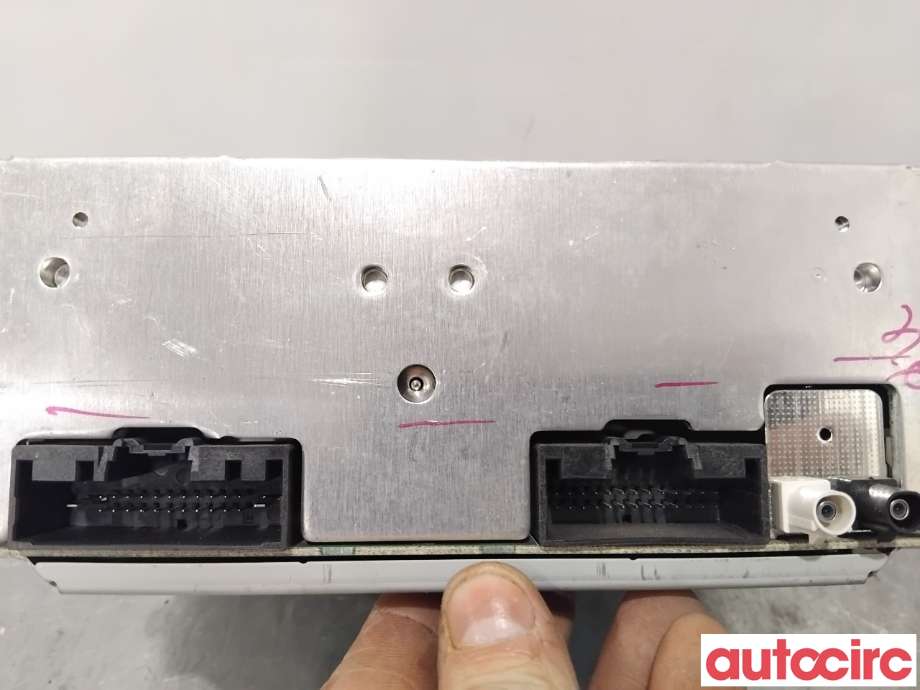 Bilstereo navigasjon til Ford Focus 2011-2014 (Type III, Fase 1)  (FORD|2277319||BM5T-18C815-GF)