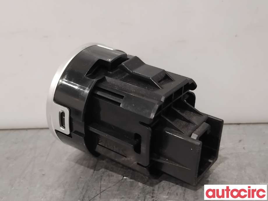 Bryter start/stopp til Mitsubishi ASX 2010-2019  (MITSUBISHI|8610A101|)