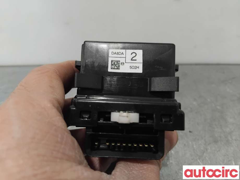 Bryter blink til Mazda CX-3 2015-2022  (MAZDA|DA6D-66-122B||DA6DA)