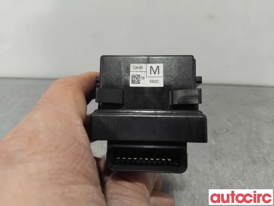 Bryter visker til Mazda CX-3 2015-2022  (MAZDA|DA6B-66-128||DA6B)