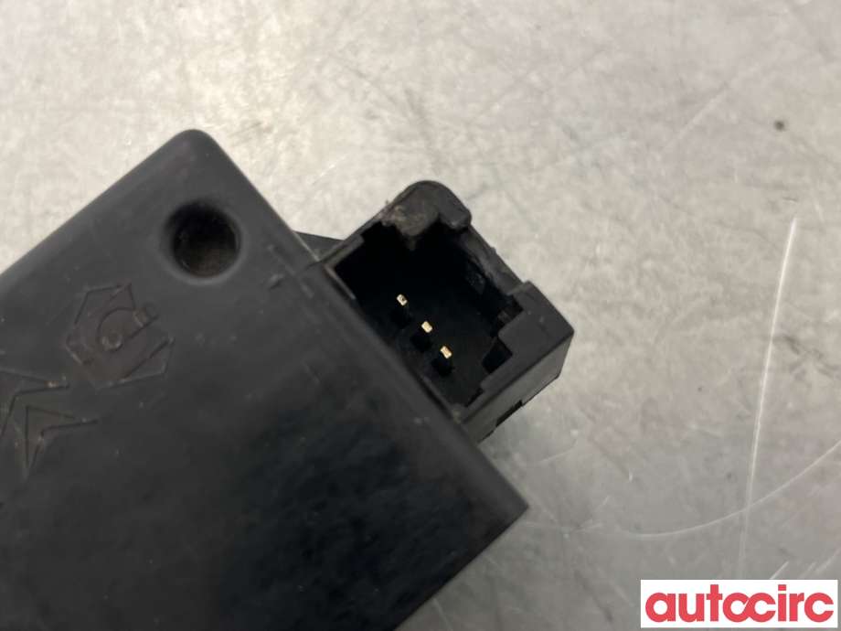 Baklukelås til Toyota Proace 2013-2016 (Type I)  (TOYOTA|SU001A2218||9657614780)
