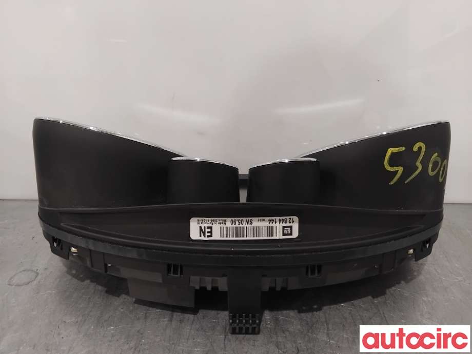 Instrumentpanel til Opel Insignia A 2009-2014 (OPEL|12844144|)