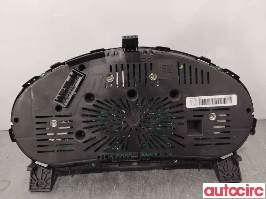 Instrumentpanel til Opel Insignia A 2009-2014 (OPEL|12844144|)