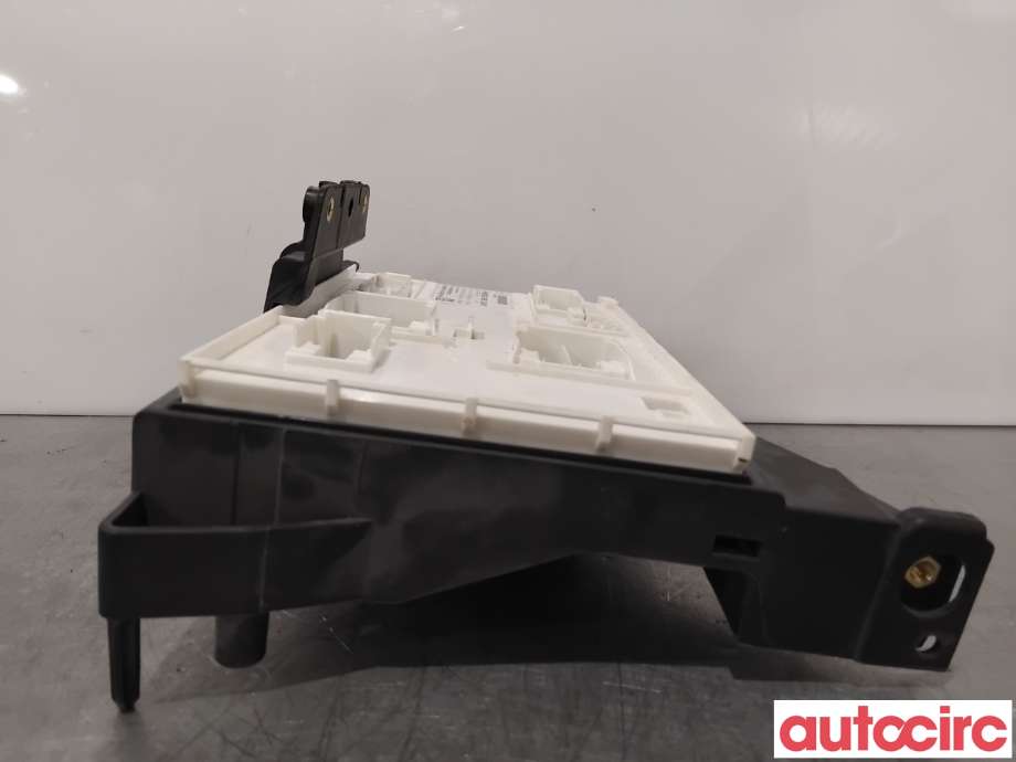 Styreenhet diverse til Mercedes CLA 2013-2019 (C117) (C117) (MERCEDES|A2469008510|28-4136-5609-3-00|A1569003203)