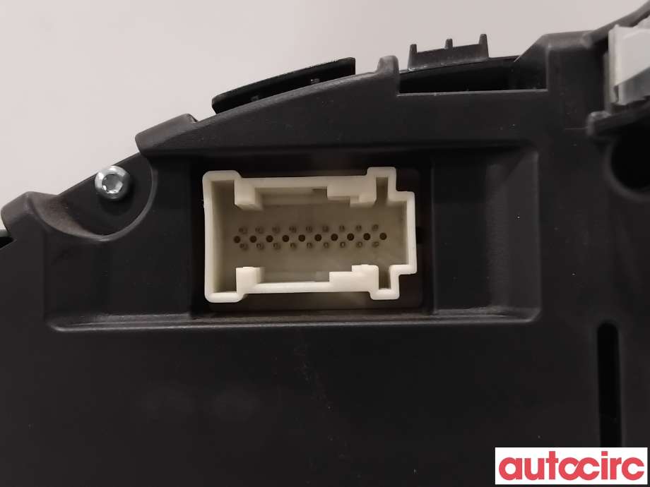 Instrumentpanel til Mercedes CLA 2013-2019 (C117) (C117) (MERCEDES|A1179007500|0263697034|A1179007301)