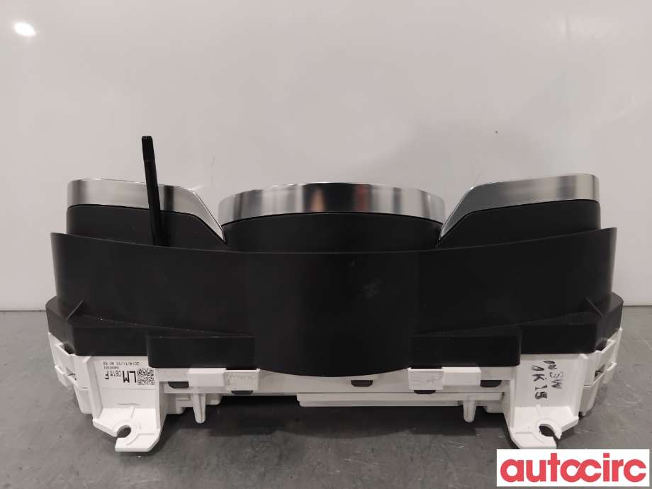 Instrumentpanel til Mazda 2 2015-2019 (Type III, Fase 1)  (MAZDA|DB1M-55-471H|)