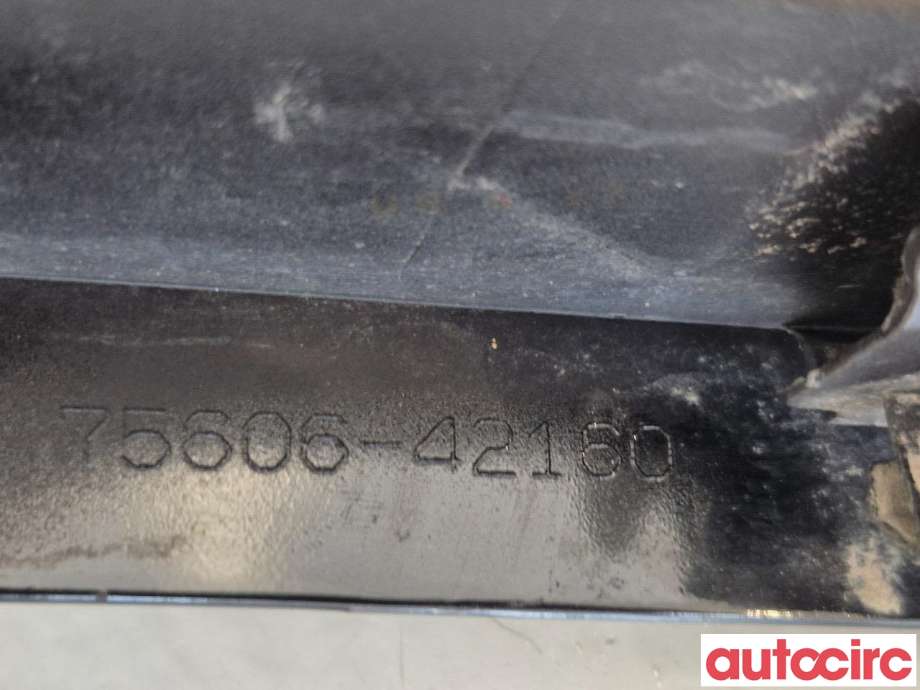 Hjulbuelist venstre bak til Toyota RAV4 2019-->> (Type V)  (TOYOTA|7560642160C0|)