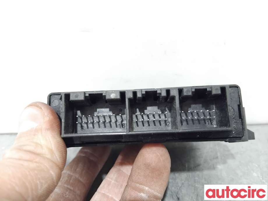Styreenhet parkering til Audi Q5 2008-2012 (Type I, Fase 1)  (AUDI|8K0919475T|604203|8K0919475F)