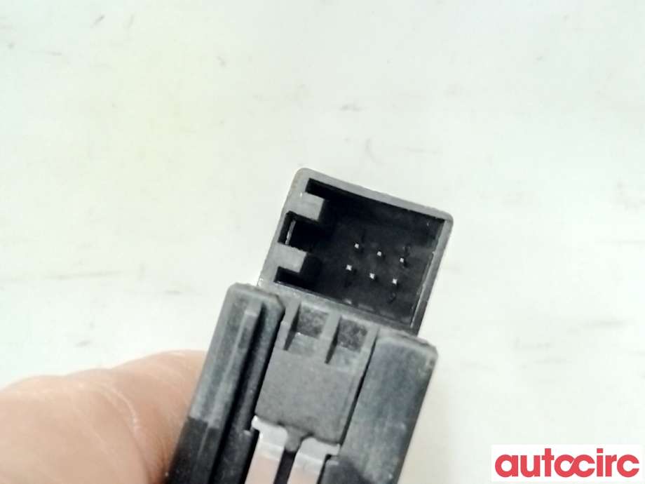 Bryter nødblink til Audi Q5 2008-2012 (Type I, Fase 1)  (AUDI|8R1941509A||8R1941509C)