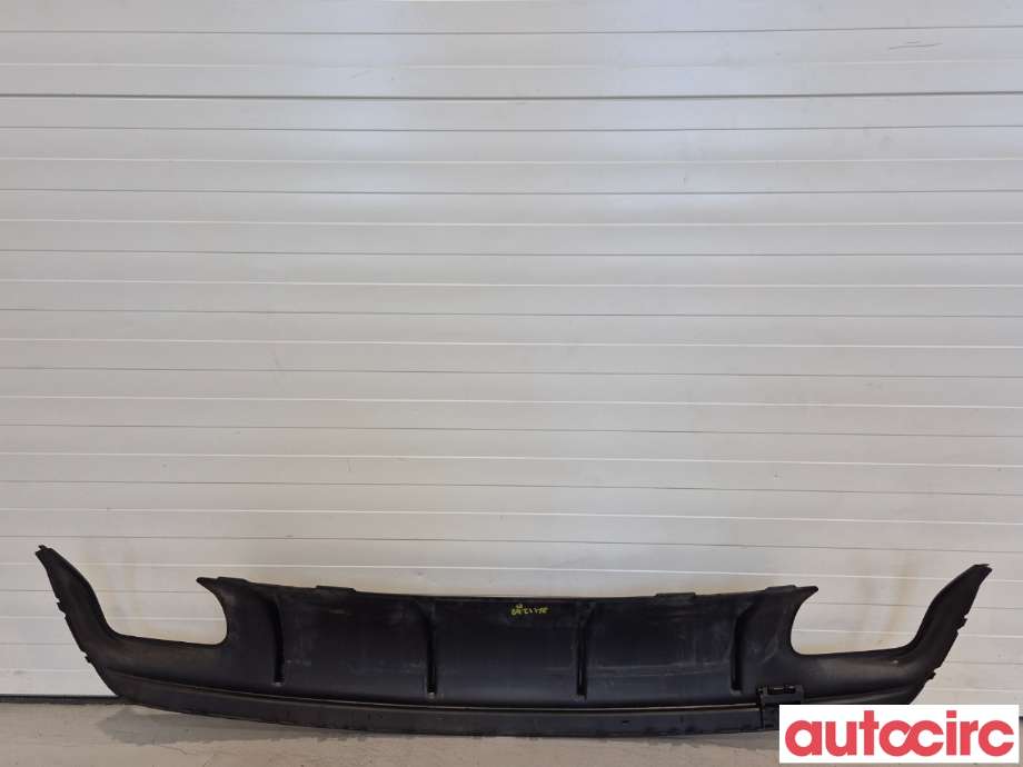 Støtfanger bak midtre del til Mercedes CLA 2013-2019 (C117) (C117) (A1178850501|)