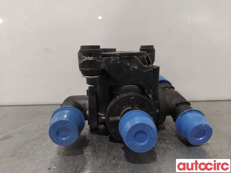 Diverse deler til Audi e-tron 2018-->>  (AUDI|4KE963375M|4KE963375N|4KE963375R)