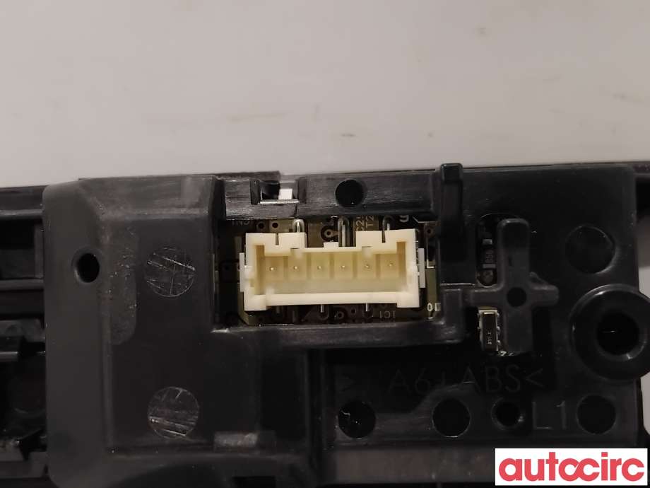 Diverse deler til Mazda CX-5 2012-2017 (Type I)  (MAZDA|KA1M-64-350|)