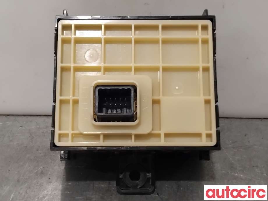 Bryter nødblink til Toyota Hilux 2020-->>  (TOYOTA|839100K180||83910-0K180)